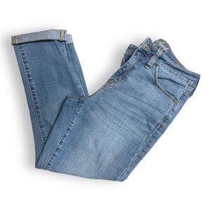 Universal Thread High Rise Skinny Jeans Light Wash Women’s Size 6/28S